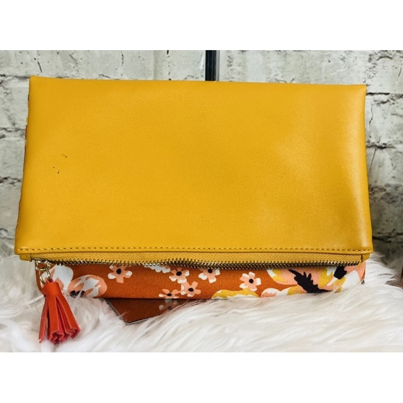 RACHEL PALLY Zahara Reversible Orange Floral and Yellow Clutch Purse - NEW! - Picture 3 of 8